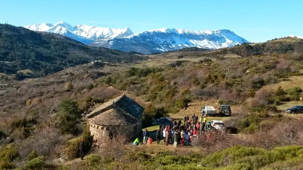 Apartamentos Turisticos Batlle Laspaúles Exteriér fotografie